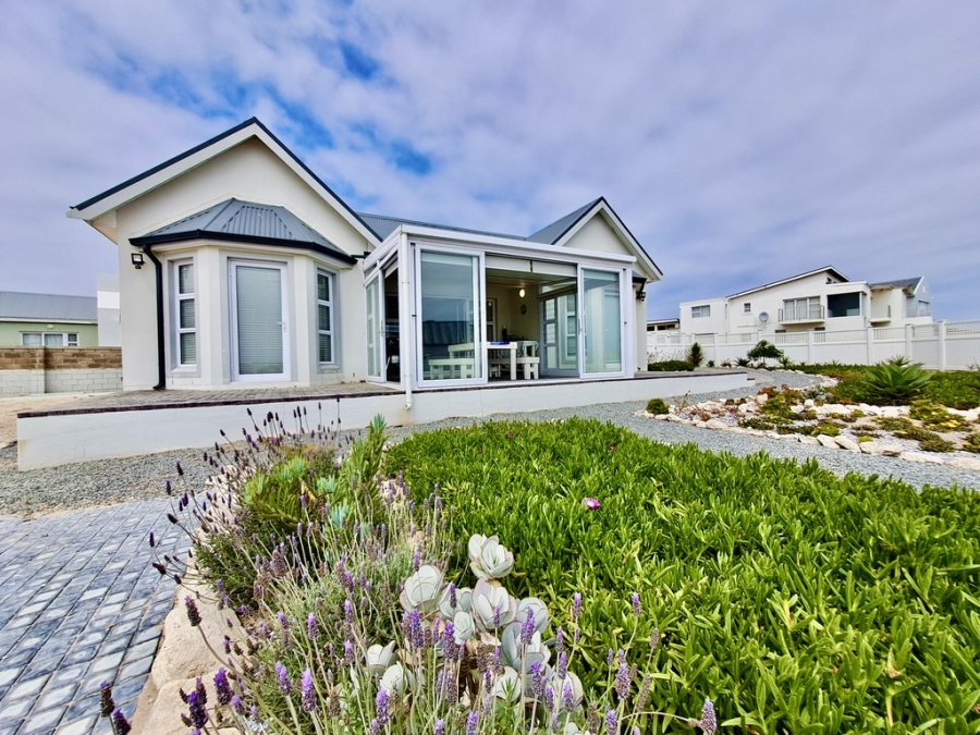 3 Bedroom Property for Sale in Yzerfontein Western Cape